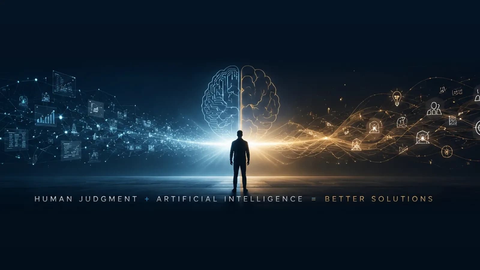 Persona entre un cerebro digital y uno humano, con la frase «Human judgment + Artificial Intelligence = Better solutions»